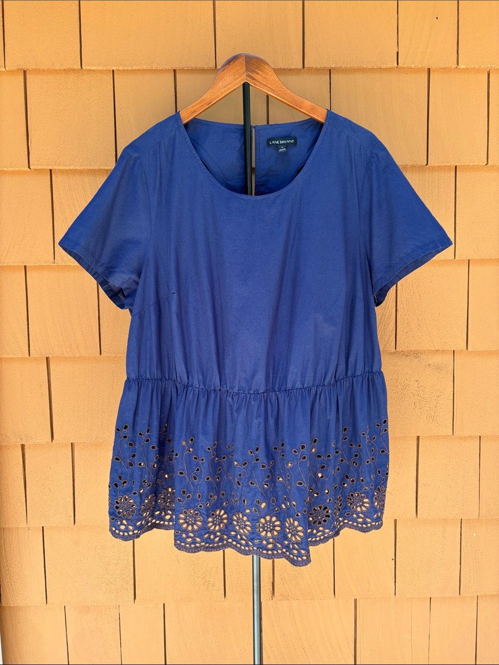 LANE BRYANT | Navy Eyelet Breezy Cottagecore Chic Cotton Peplum Blouse | Size 16